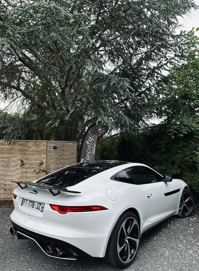 Jaguar ftype R 550