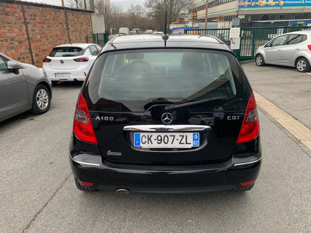 Mercedes-Benz Classe A 180 CDI AVANGARDE 4XCARTEs