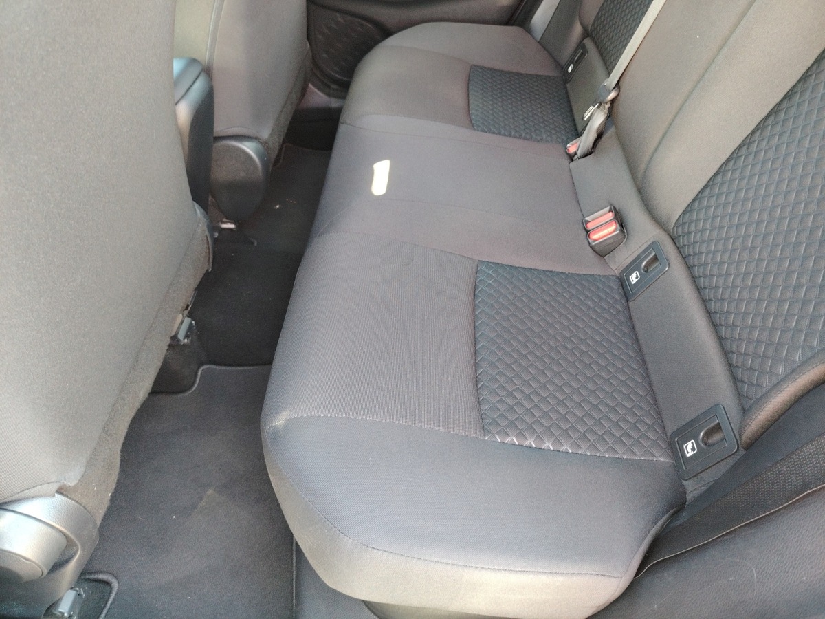 Toyota TOYOTA C HR 1.8 122 h design