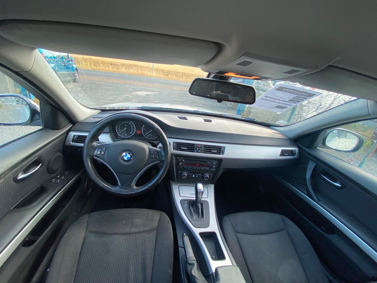 Bmw Série 3 318d 2.0d bva 143cv pack confort de 2010