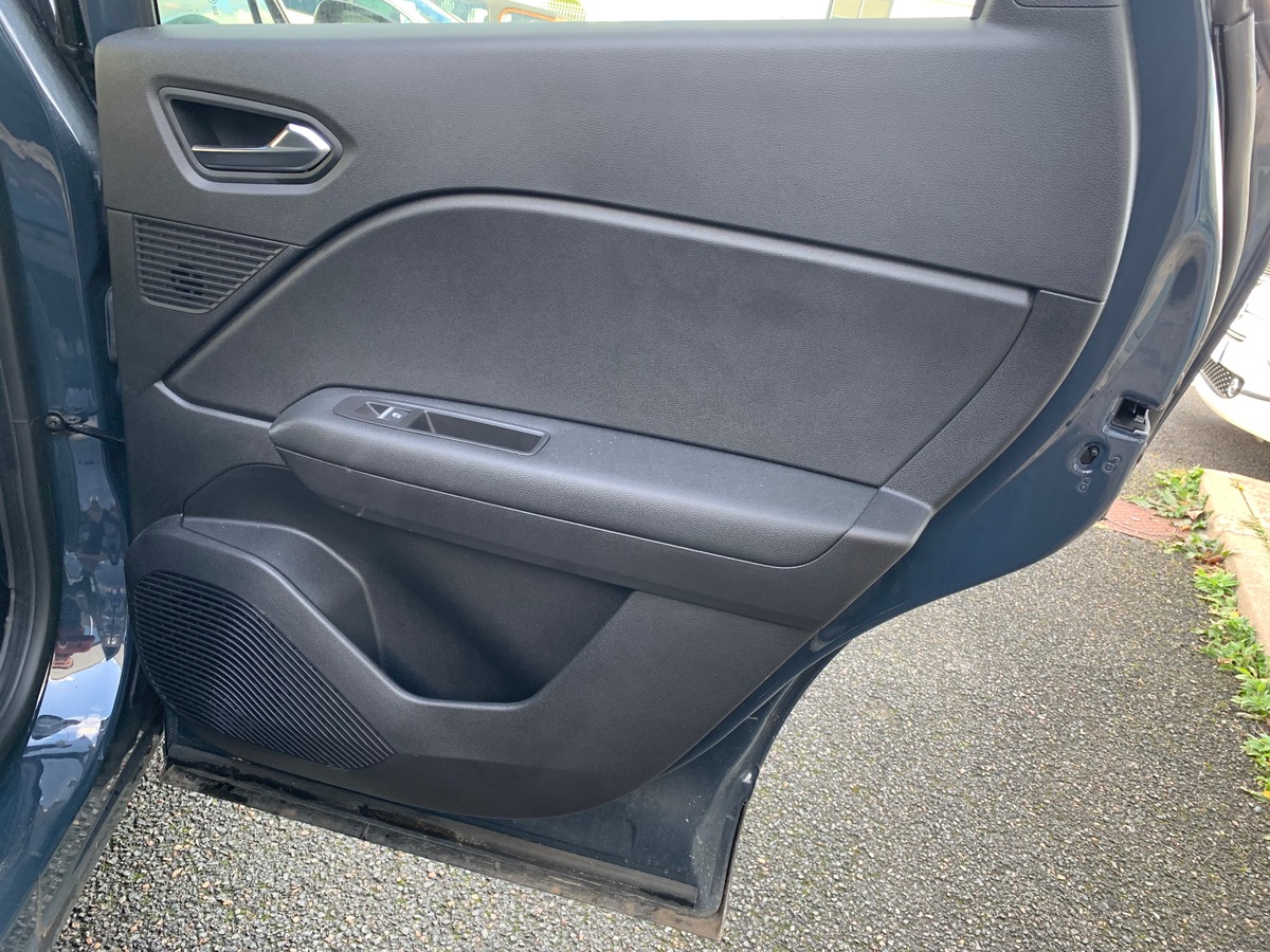 RENAULT CAPTUR E TECH HYBRID 145 ch | TECHNO | Pack Advanced Driving Assist | Pack Full Screen