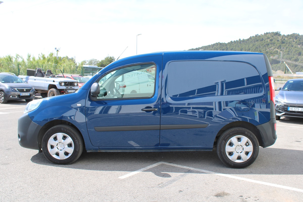 RENAULT Kangoo Express 1.5 Blue dCi 95ch Extra R-Link - PRIX HT -  TTC : 9 990 € - Garantie 12 Mois