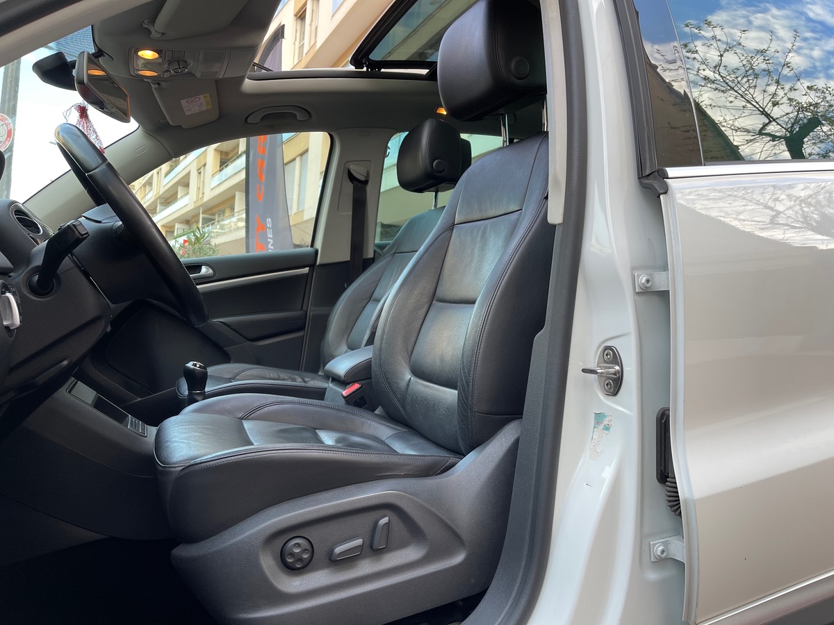 Volkswagen Tiguan 2.0tdi Phase 2 110CV CARAT/TOIT