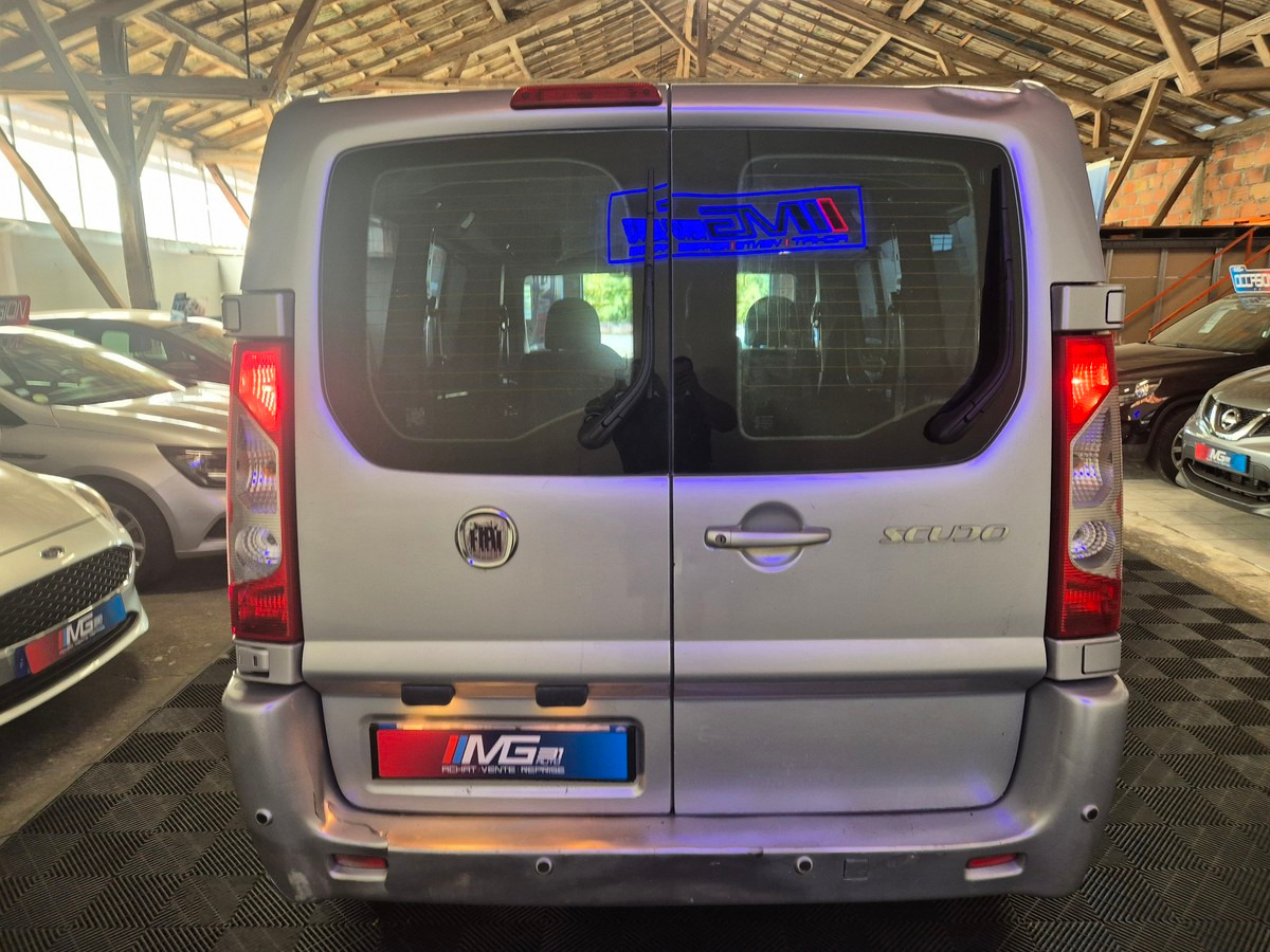 Fiat Scudo 2.0 JTD 122CV CONFORT MINI BUS 9 PLACES ( en prépa )