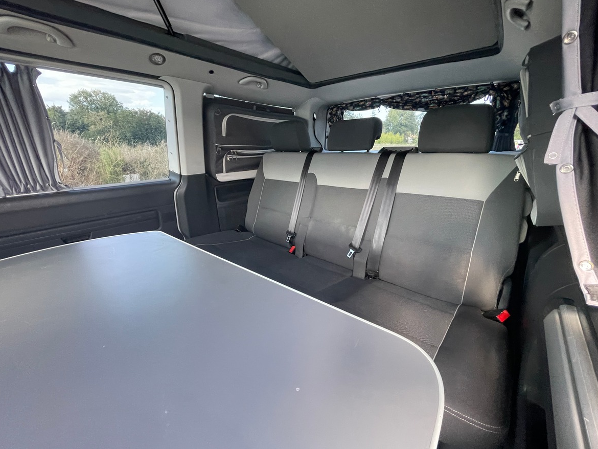 Volkswagen Multivan Multivan STARLINE 2.0 TDI 140 Court 7 places avec équipement caravaning