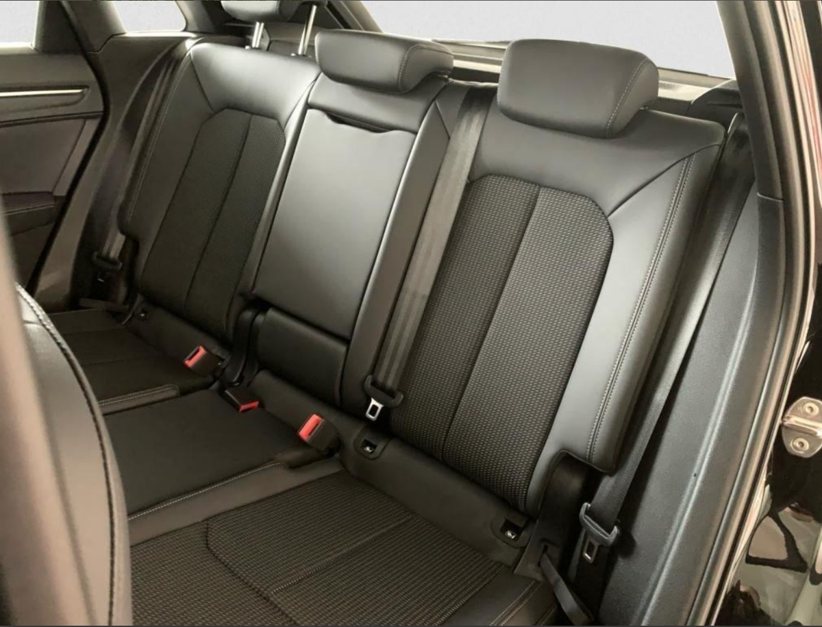 Audi Q3 35 TDI 150 CH S TRONIC 7 S LINE