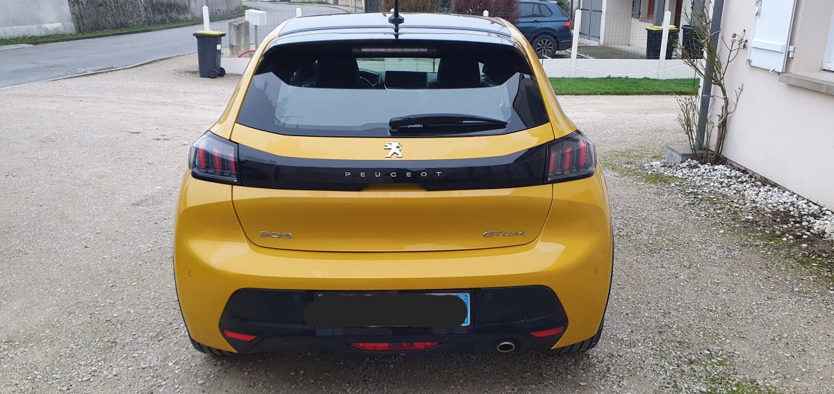 Peugeot 208 100 ch | GT Line