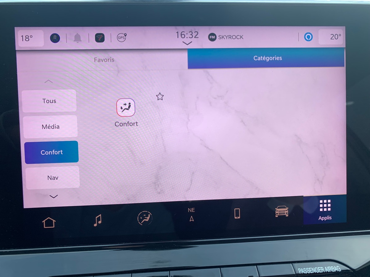 Jeep Compass 130 | (2) 1.6 MJET | Night Eagle | Attelage | GPS | Régulateur vitesse | Apple car Play