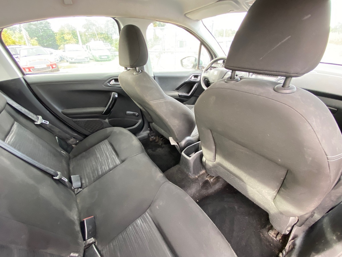 Peugeot 208 1.6 e-hdi 92cv 137015km d’origine