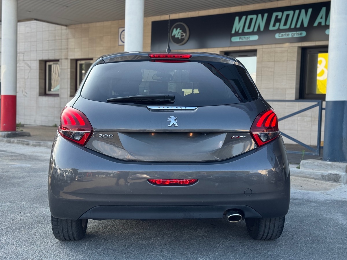 Peugeot 208 110CH S&S EAT6 GT LINE - Première main - Entretiens Peugeot  - Carplay