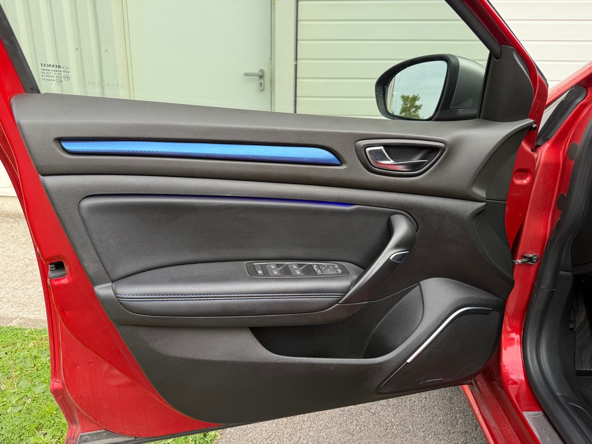RENAULT Megane IV GT 1.6 TCE 205 EDC7