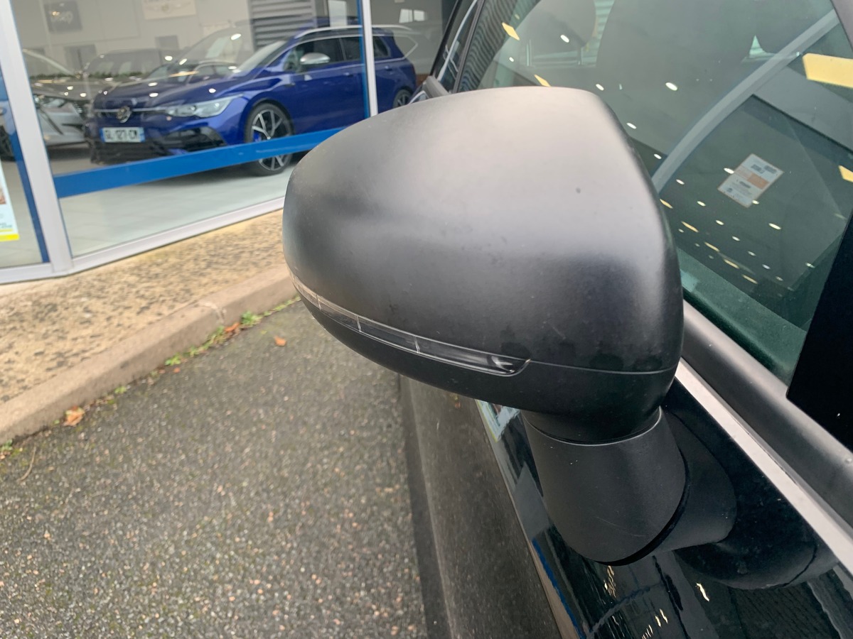 Audi A1 105 ch | Attraction | Climatisation | Radio cd | Jantes alu 16''| Volant cuir | Radar recul