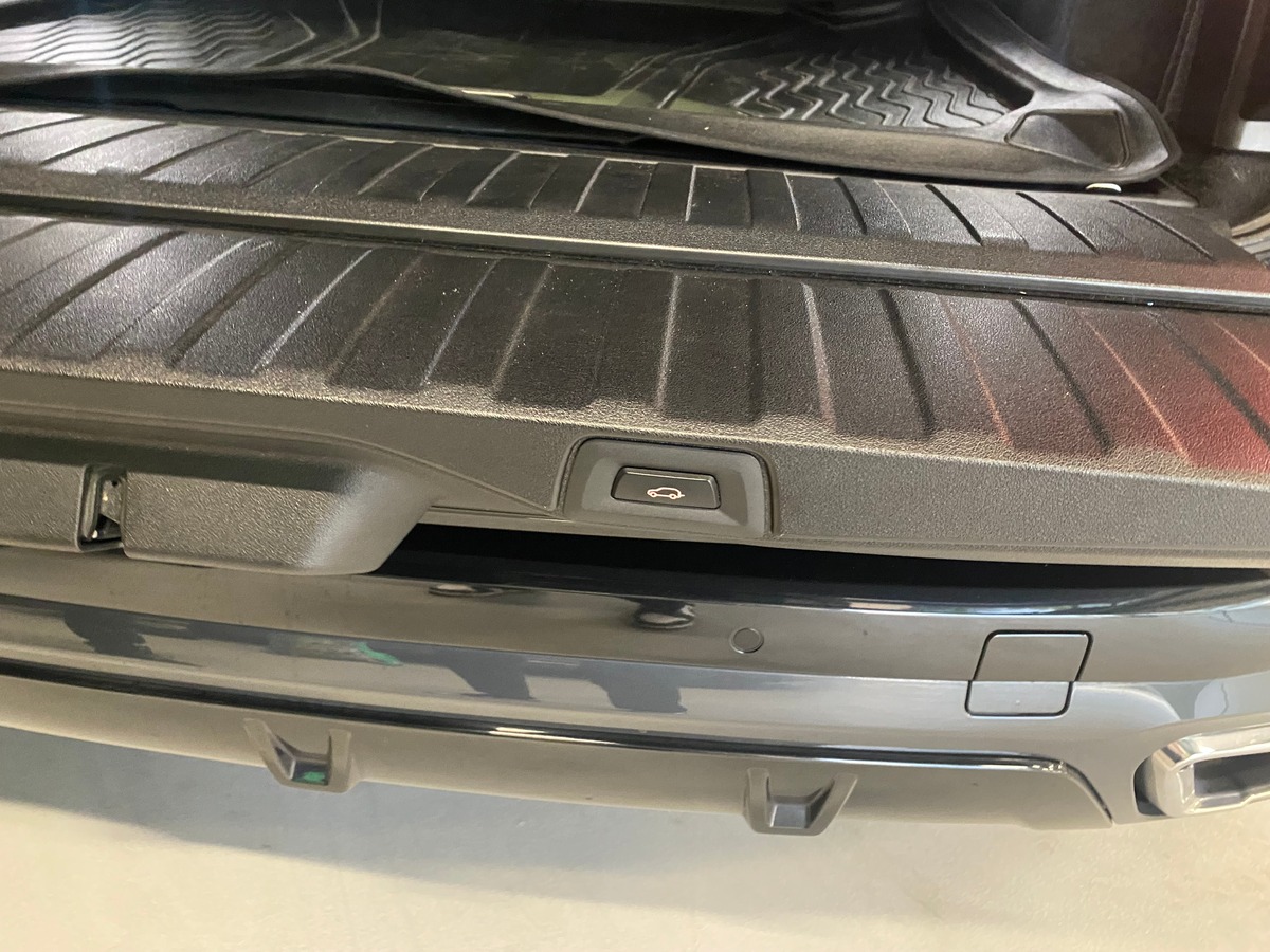 Bmw X5 G05 xDrive30d 265 ch BVA8 M Sport / TOIT OUVRANT / CAMERA 360 / APPLE CARPLAY