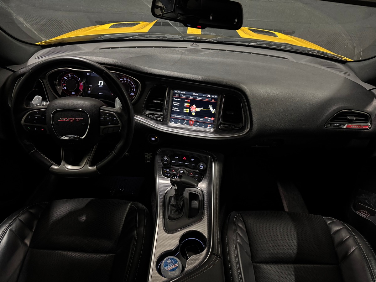 Dodge CHALLENGER SRT HELLCAT 6.2L 707 1ERE MAIN ORIGINE FRANCE