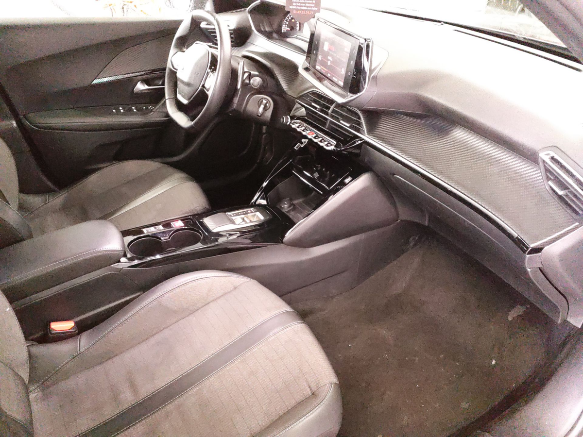 Peugeot 2008 PURETECH 130 CV AUTO ALLURE