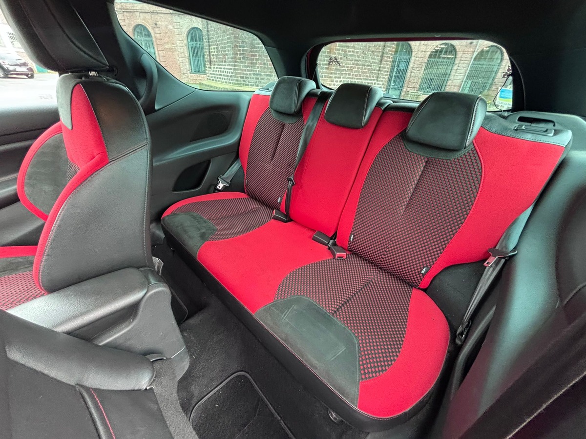 Citroën DS3 1.6 e-HDi 112 SportChic - Révisée - Garantie