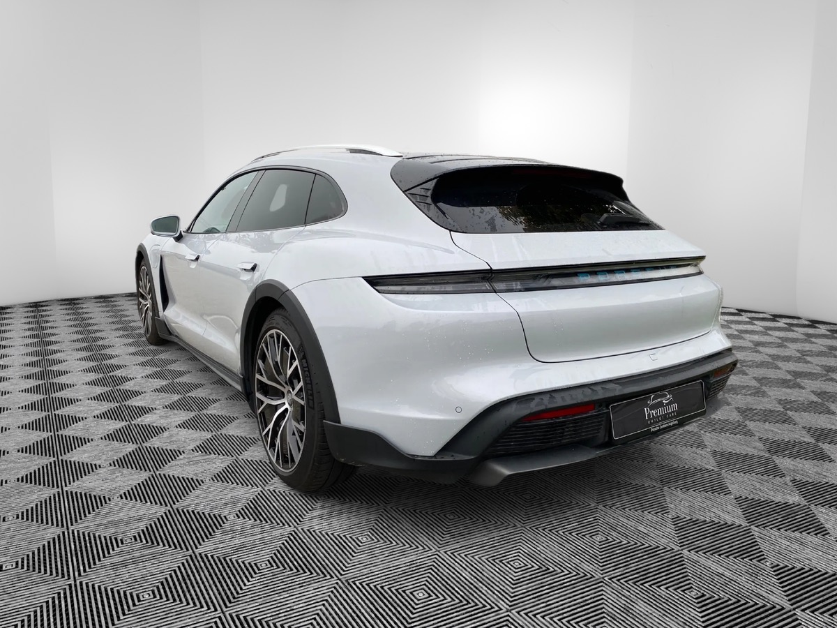 Porsche Taycan Cross Turismo 4S 571ch Gris Glacier 360/ACC/Keyless/Bose/4roues directrices/PDLS+/PTV