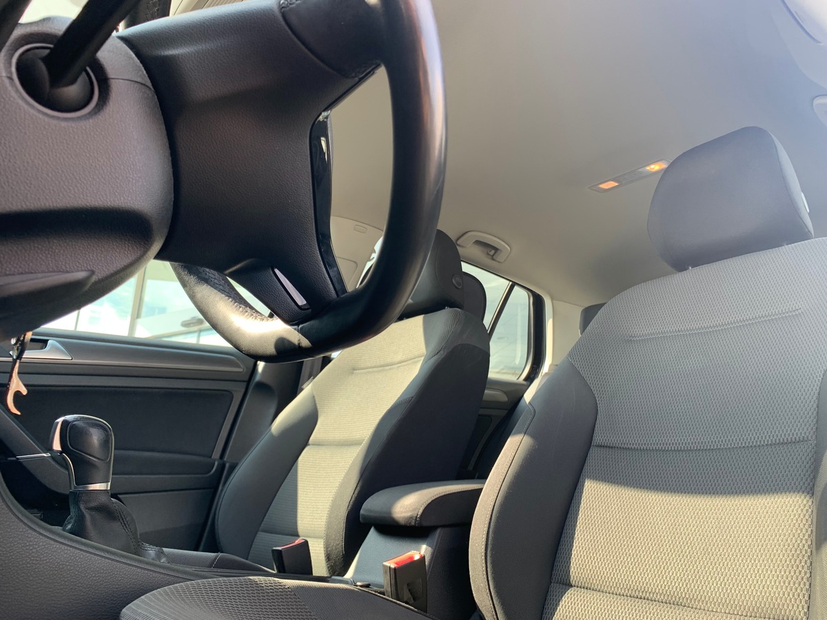 Volkswagen GOLF 7 115 ch | Confortline business | Régulateur adaptatif | Apple car play Android auto