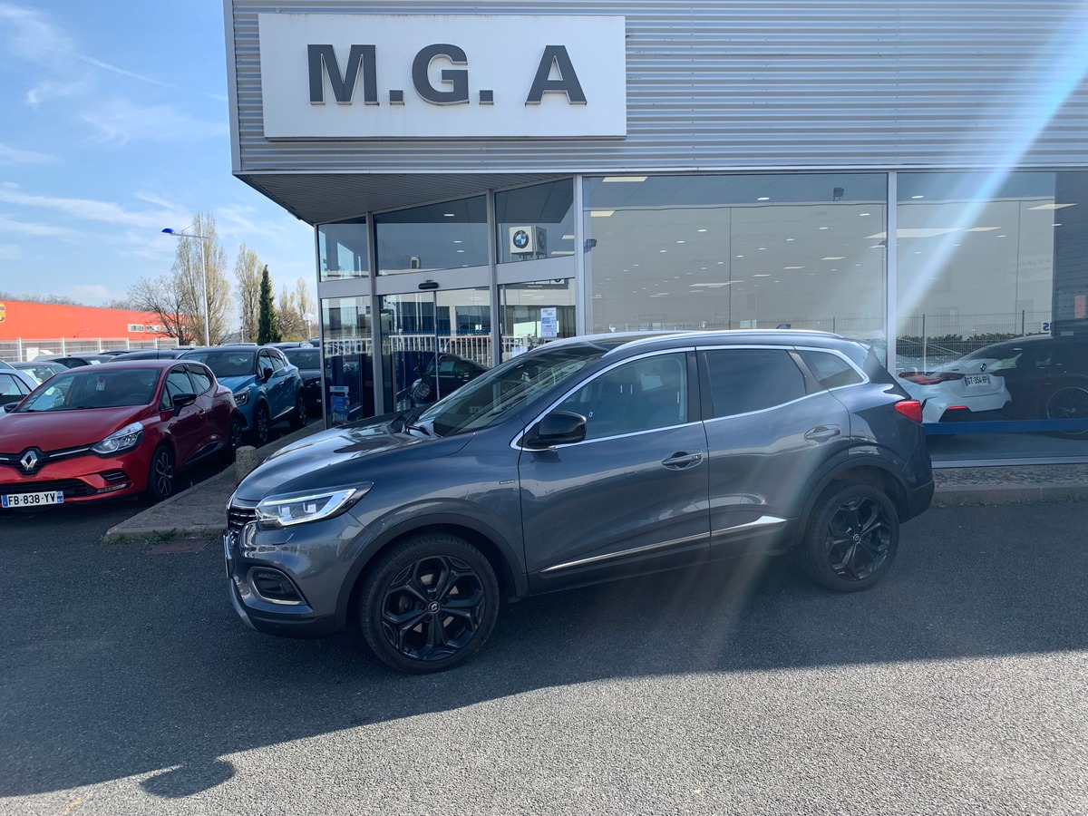 RENAULT Kadjar 150 ch | Black Edition SL | 4WD | Toit Panoramique | Caméra recul | Attelage | BOSE