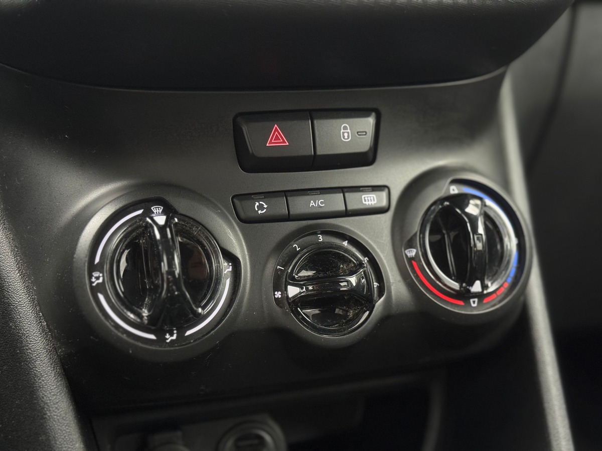 Peugeot 2008 Style 1.2 VTi 82 cv - Apple Carplay