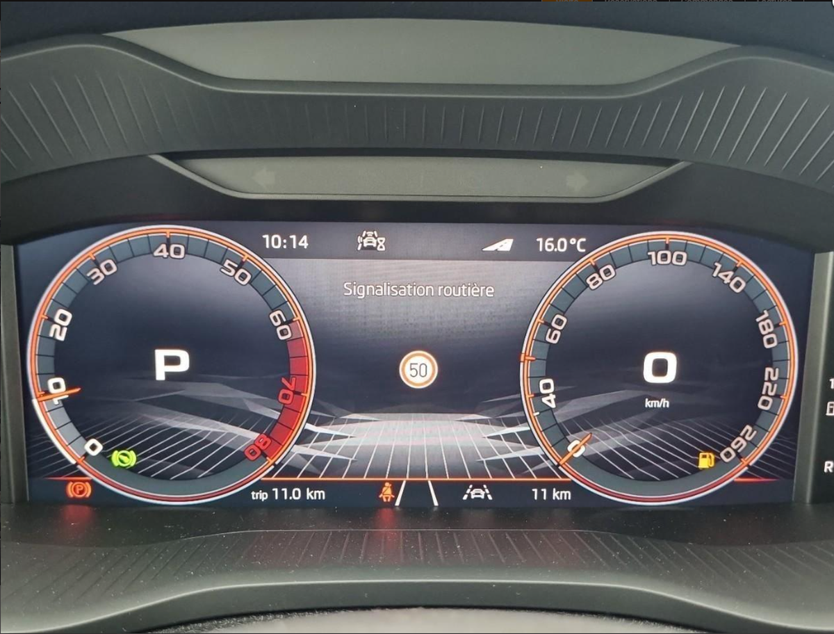 Skoda Karoq 1.5 tsi 150 sportline dsg7