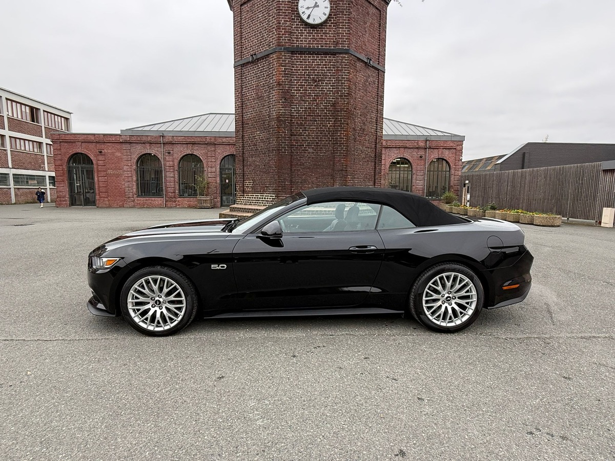 Ford Mustang Convertible GT V8 5.0L / ORIGINE FRANCE / REVISEE