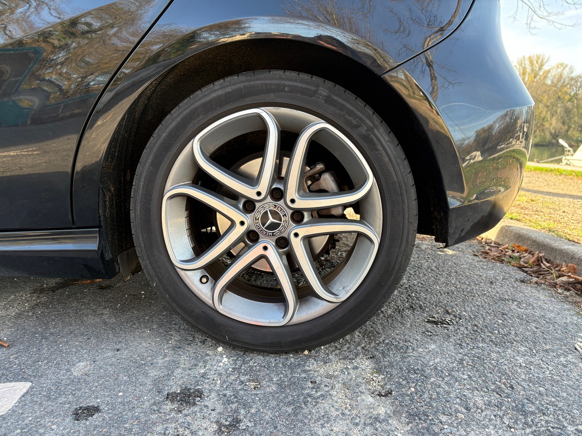 Mercedes Benz Classe A 180 – Finition Inspiration - ENTRETIEN COMPLET