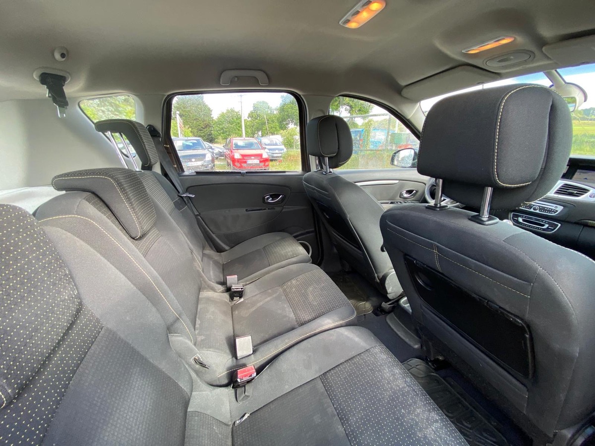 RENAULT Scenic III 1.9 dci 130cv petit prix bon état 