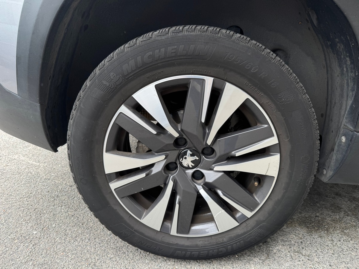 Peugeot 2008 Allure 1.2 THP EAT6 S&S 130 cv Boîte auto