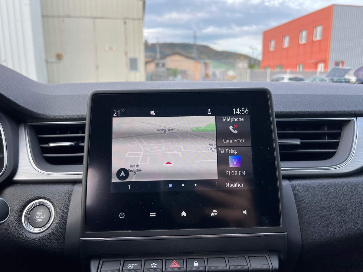 RENAULT Captur INTENS  90cv Tce, SUIVI COMPLET, CAMERA DE RECUL, GPS, CARPLAY