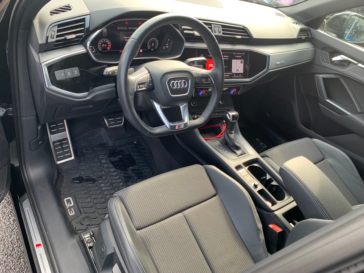 Audi Q3 150 ch | S-Line | Caméra de recul | Apple car Play Android Auto | GPS | Régulateur vitesse