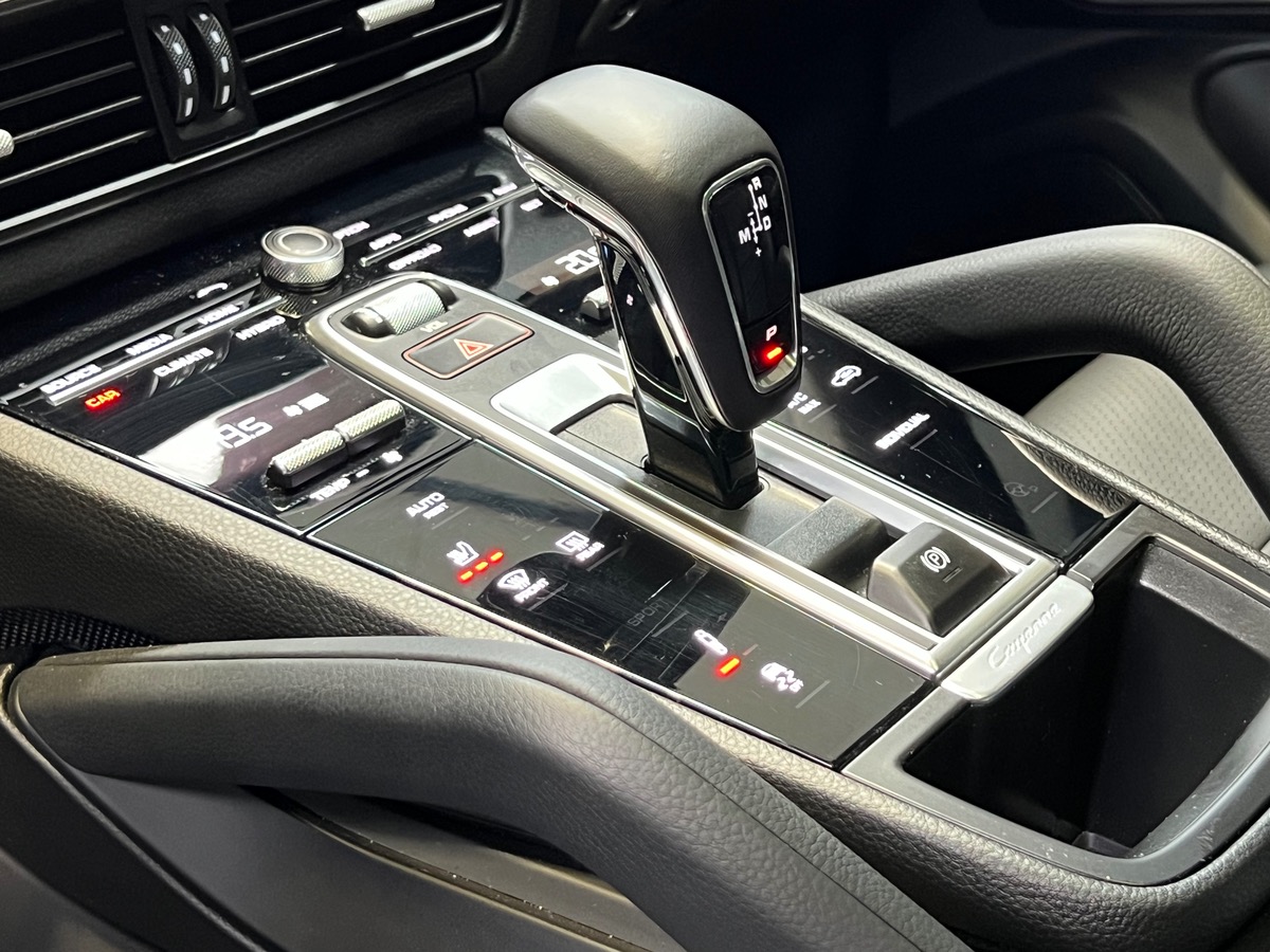 Porsche Cayenne Coupé III 3.0 V6 462 E-Hybrid zz