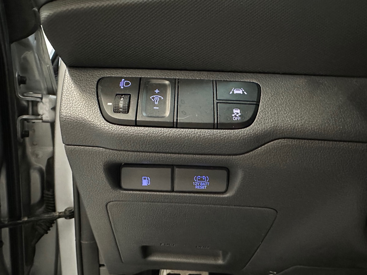 Hyundai Ioniq 1.6 HYBRID 141 CREATIVE