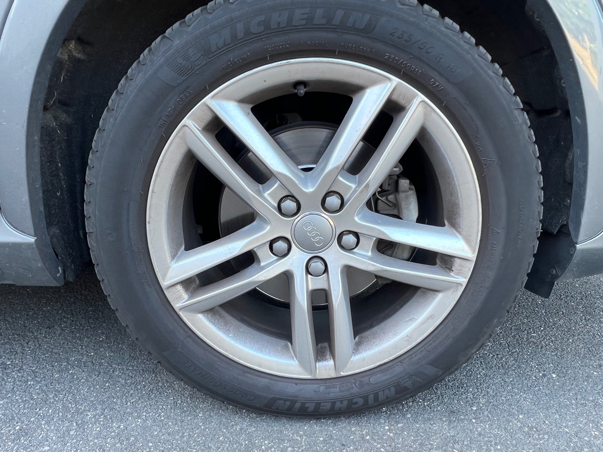 Audi Q3 S line 2.0 TFSI 180 S tronic Quattro