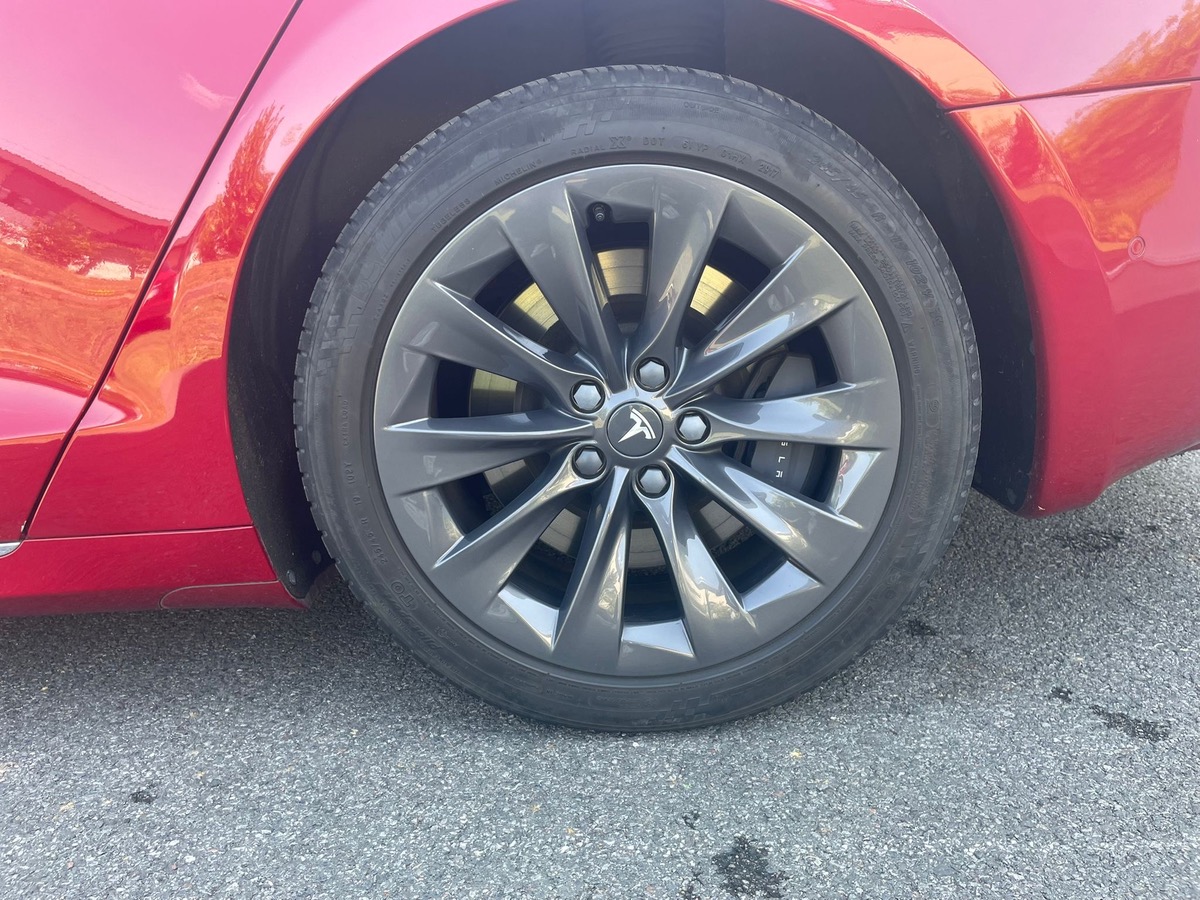 Tesla Model S 100D 422 Dual Motor