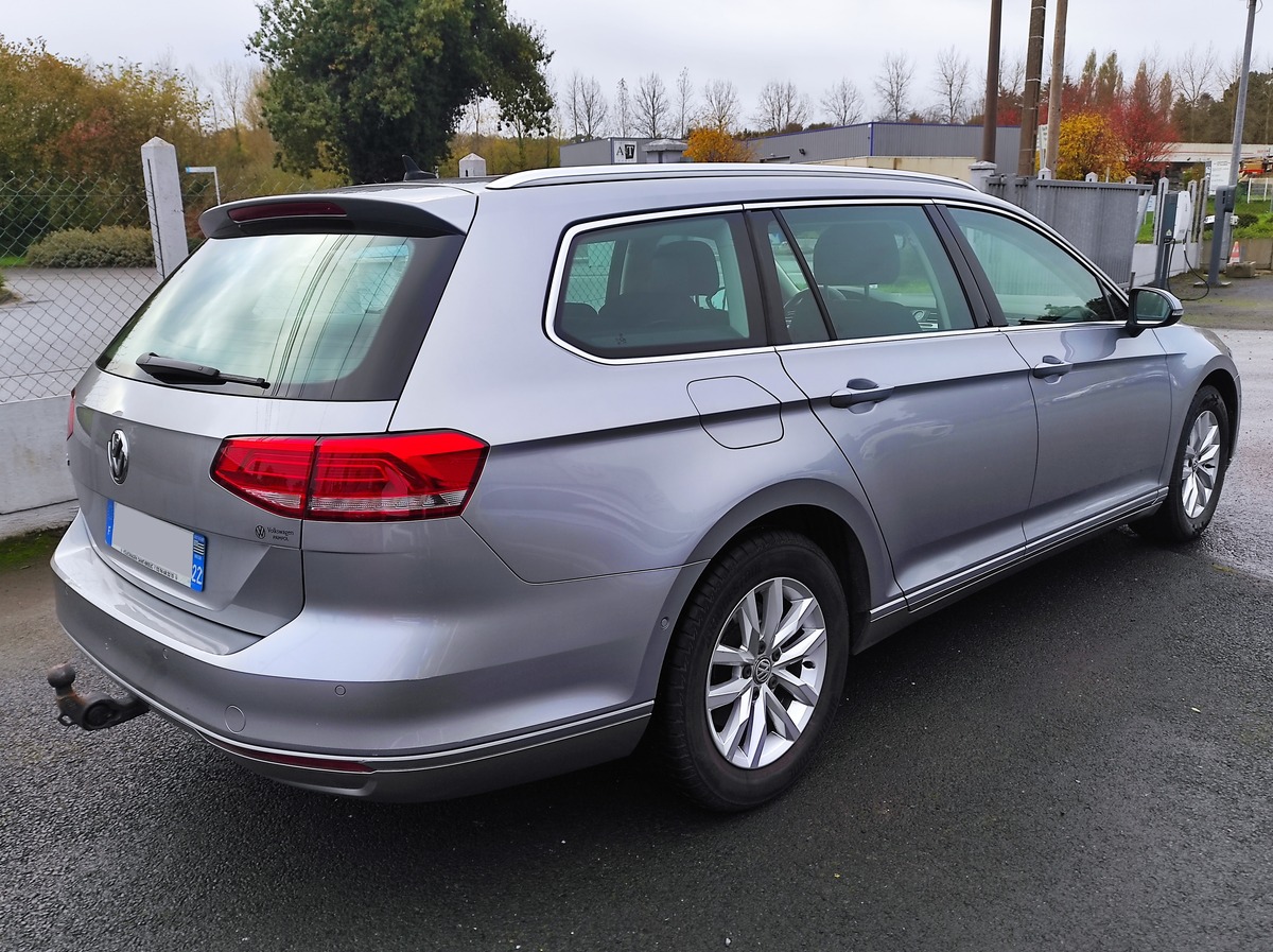 Volkswagen Passat SW 1.6 tdi 120 Confortline DSG7