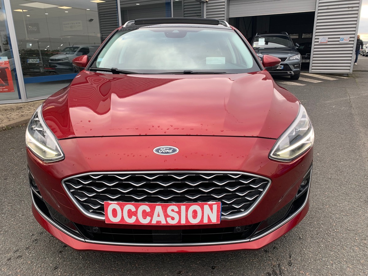 Ford FOCUS SW 120 ch | Vignale | Toit ouvrant panoramique | Apple car play Android auto | Attelage