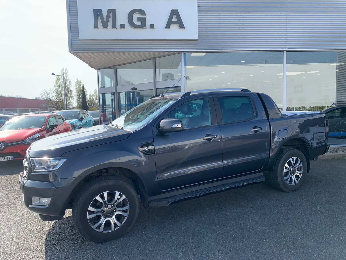 Ford Ranger 200 | 3.2TDCI 4x4 | Wildtrak | 5 Places | Attelage | Caméra recul | GPS | Apple car Play
