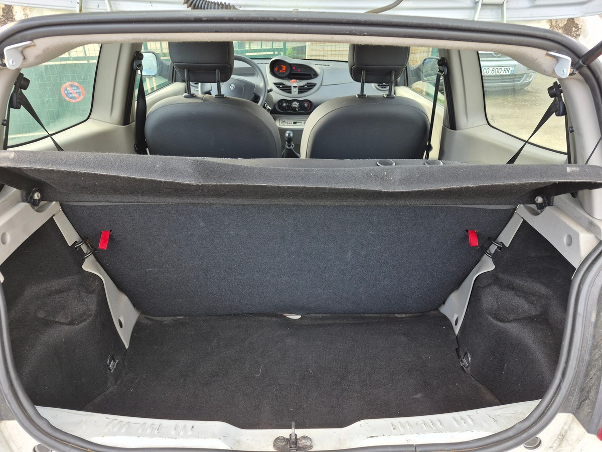 RENAULT Twingo II 1.2 60