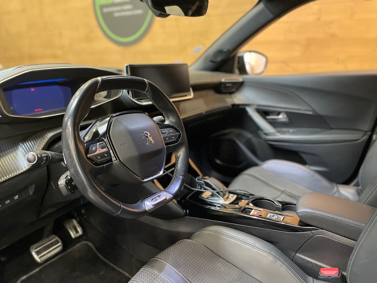 Peugeot 2008 155ch S&S GT EAT8