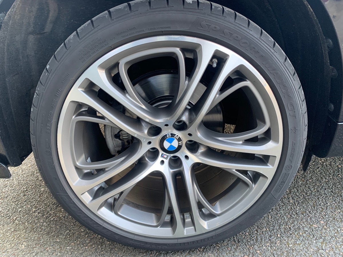 Bmw X6 380 | M | Toit ouvrant | Harman Kardon | Régulateur vitesse adaptatif | Attelage électrique