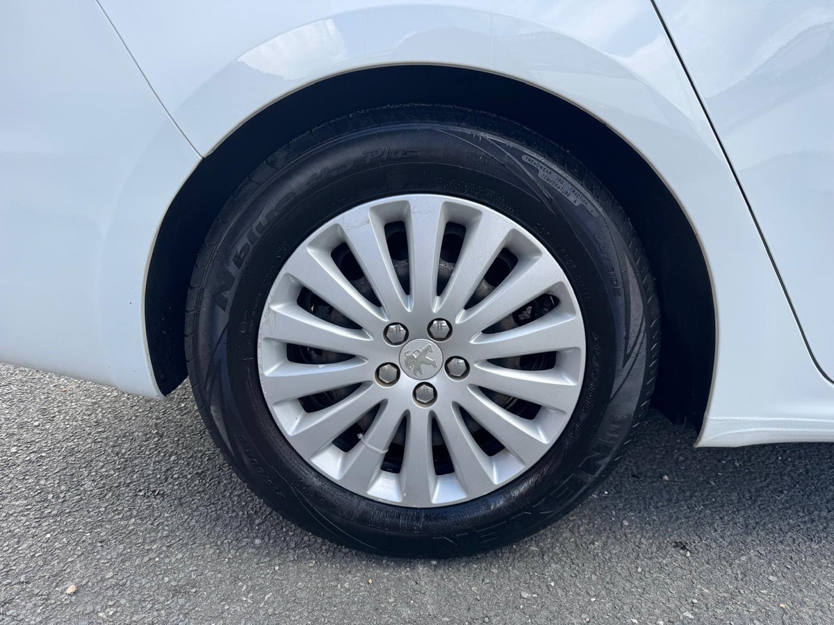 Peugeot 508 1.6 e-HDi 115 Access-Distribution neuve-Garantie