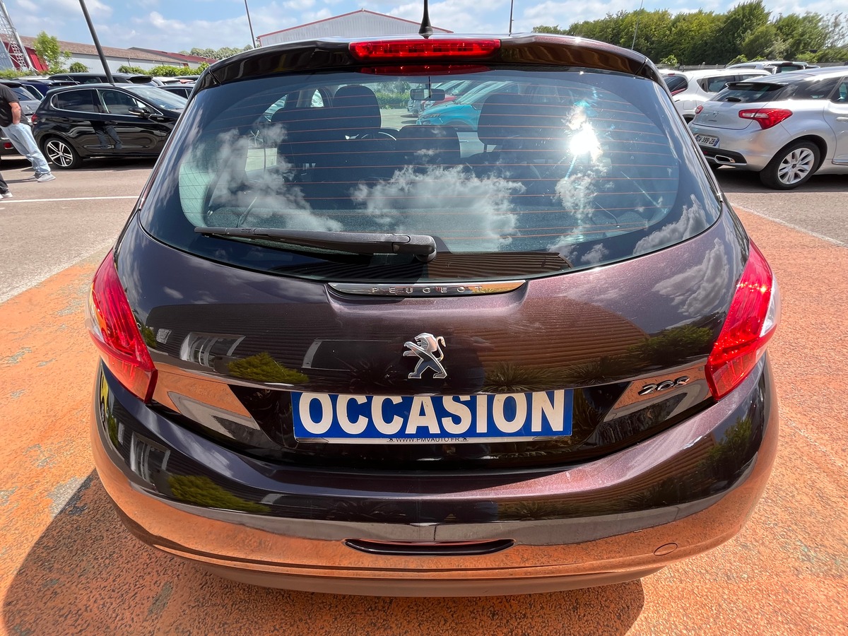 Peugeot 208 5 Portes 1.2 VTi 82 CH ACTIVE
