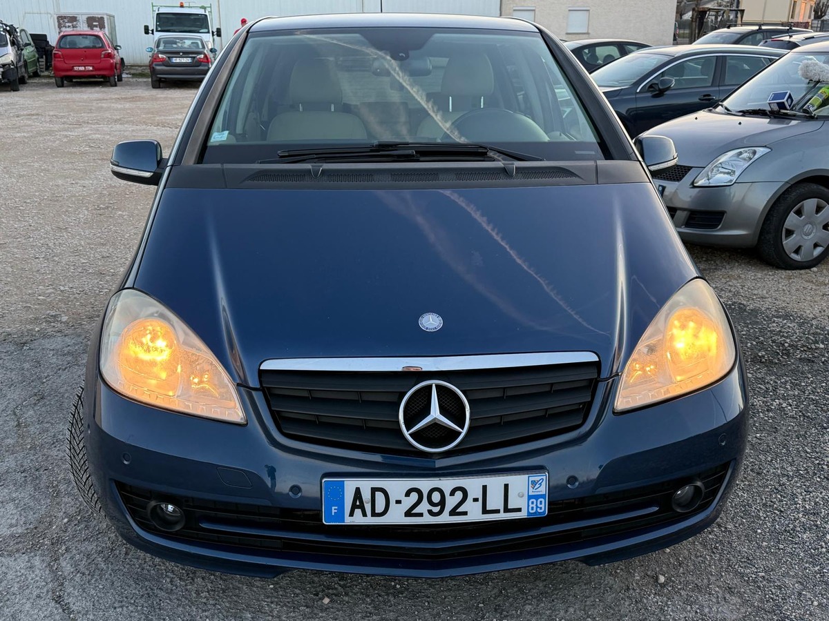 Mercedes-Benz Classe A W169 Phase 2 5P 160 CDi 2.0 CDi 82 cv