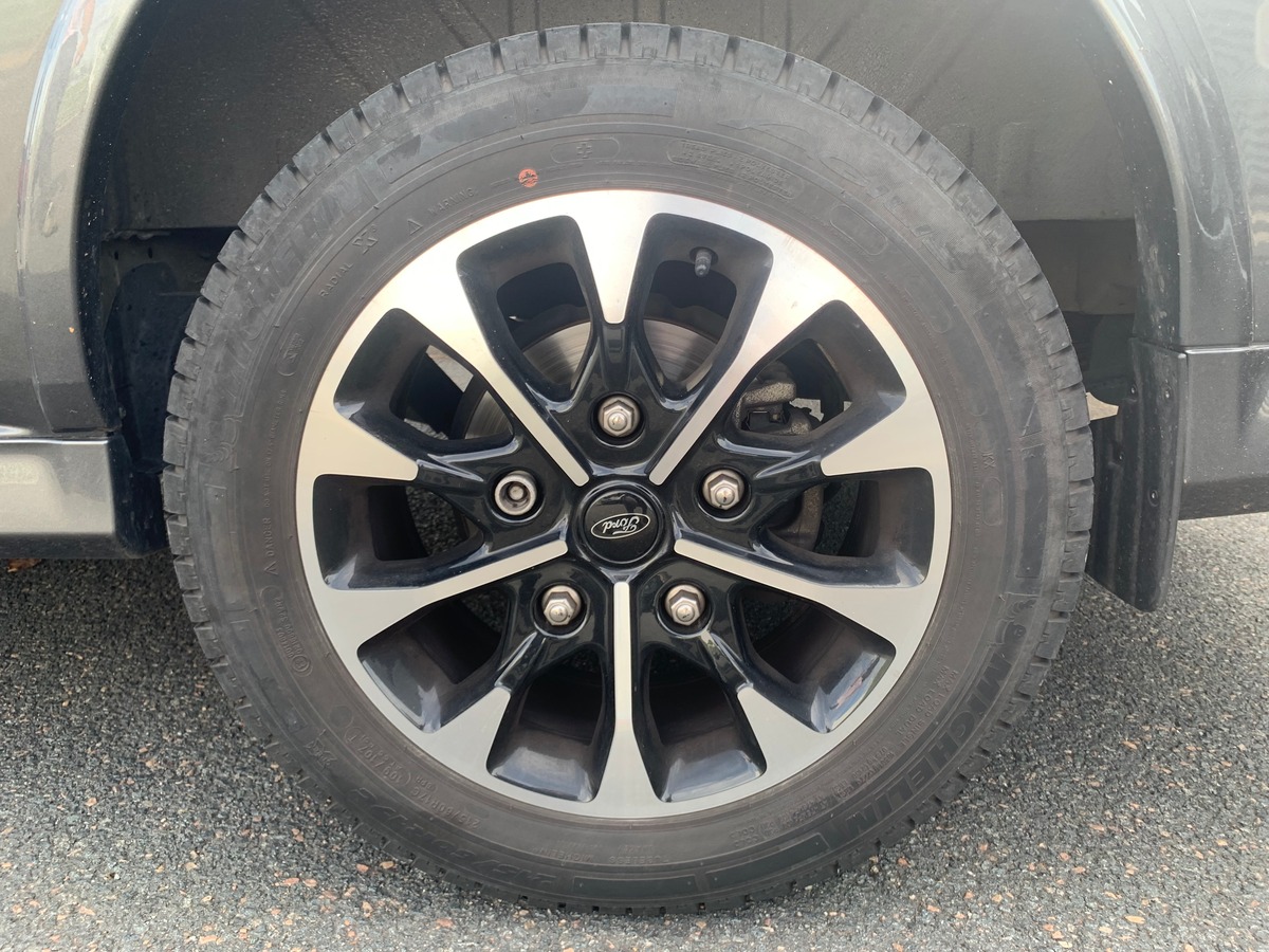 Ford TRANSIT CUSTOM 170 ch | SPORT | 5 Places | L1H1 | Premiére MAIN | Caméra de recul | Attelage