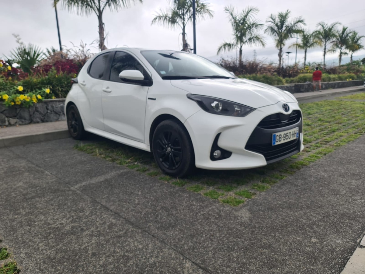 Toyota Yaris Hybrid