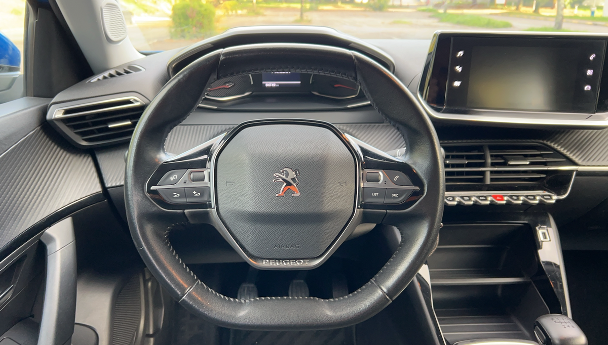 Peugeot 2008 1.2 Puretech S&S (100 ch)