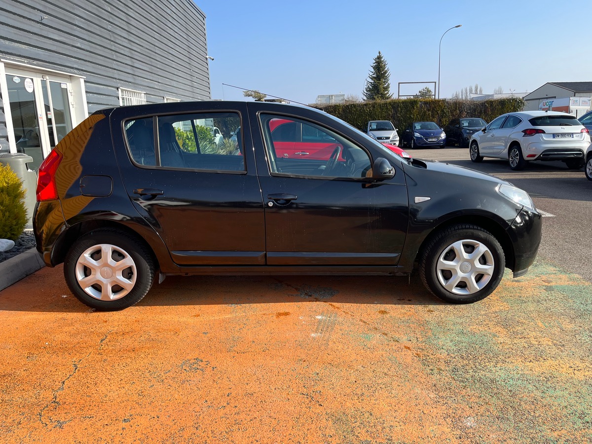 Dacia Sandero 1.4 MPI 75 CH GPL 1ERE MAIN
