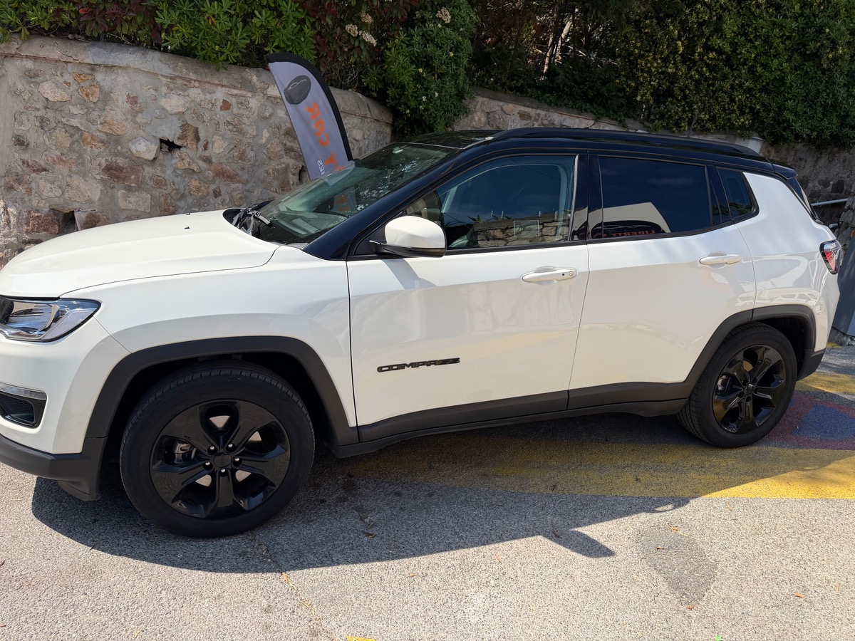 Jeep Compass 1.6 CRD 120 CV / Brooklyn Edition/ CarPlay / Caméra de Recul / Pack Black / Phase 2
