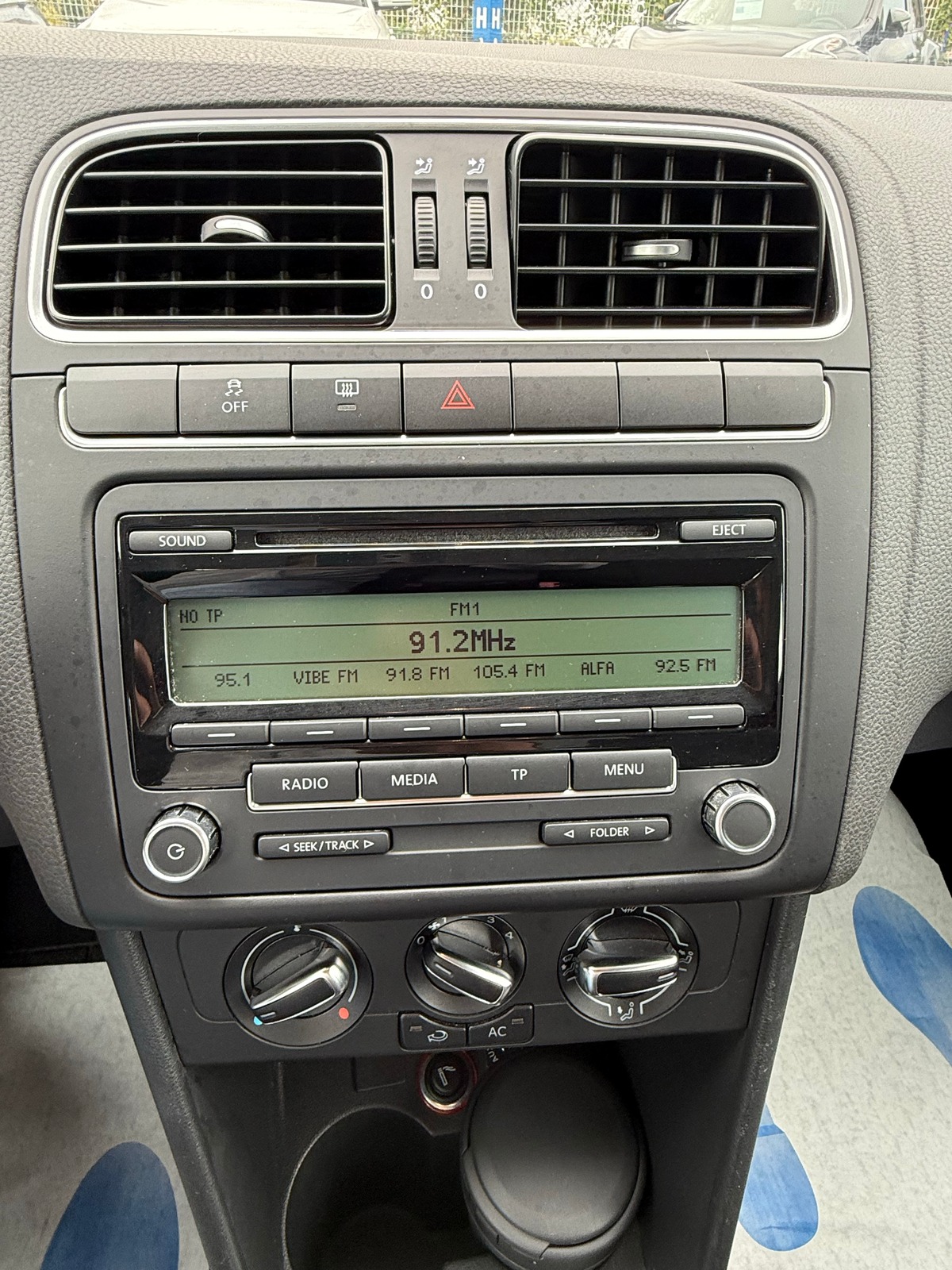 Volkswagen Polo V 1.4 i 85 CH